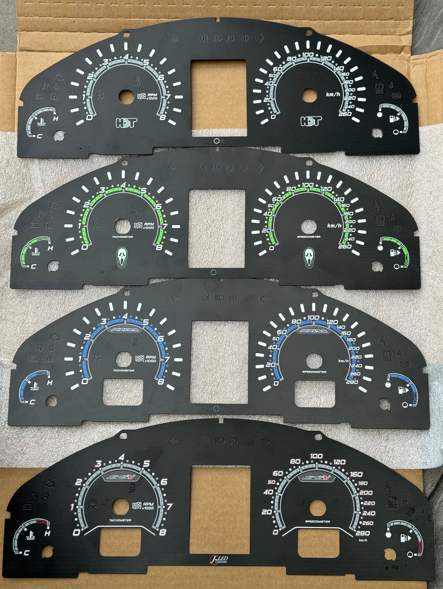 CLUSTER DIALS and BEZEL for VE COMMODORE
(HSV style) (G8, VXR8, HSV)