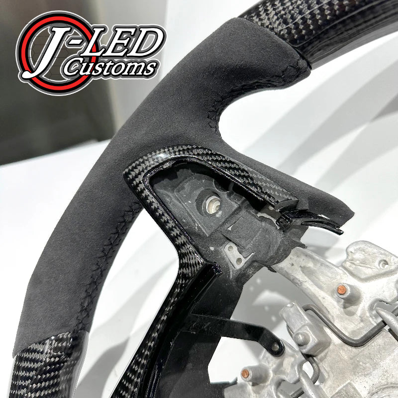 Custom VE carbon steering wheel - gloss alcantara