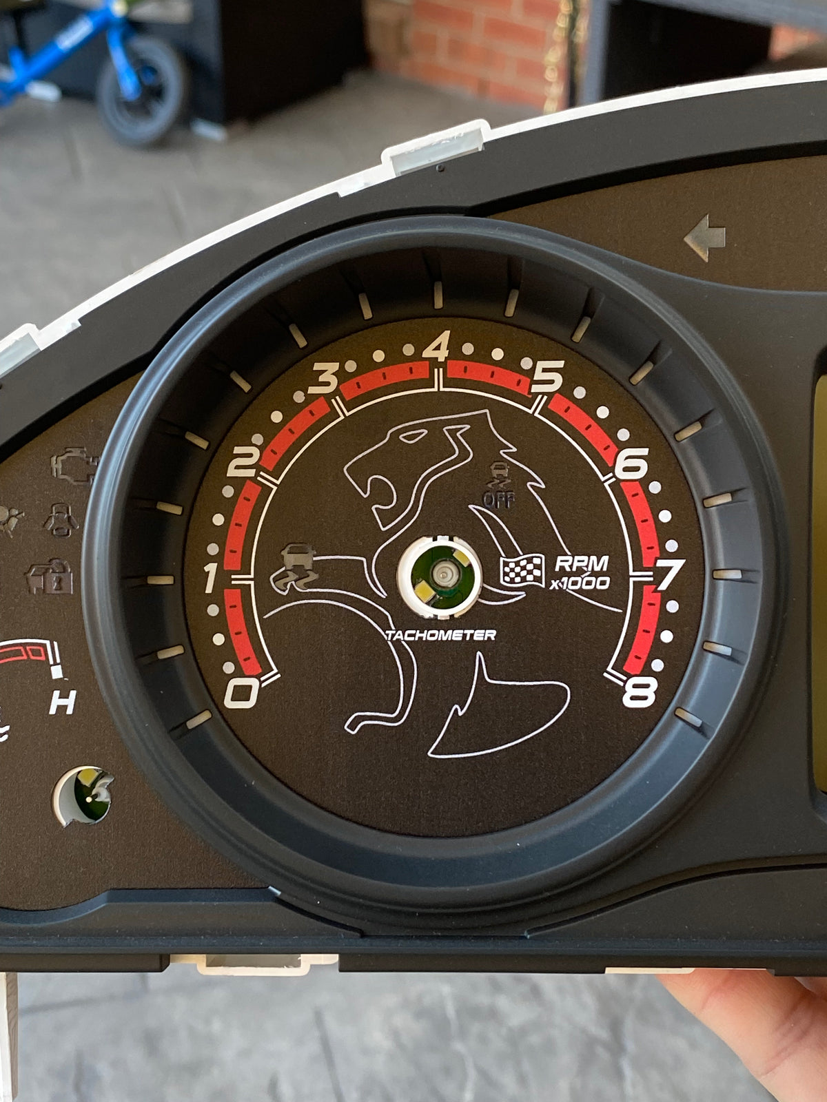 CLUSTER DIALS for VE COMMODORE (OEM bezel) – J-Led Customs