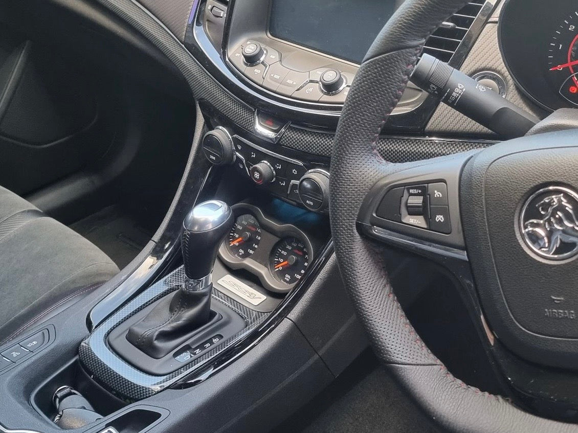 VF Commodore pod and custom 66mm gauges