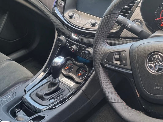 VF Commodore pod and custom 66mm gauges